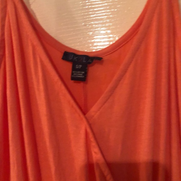 Pink romper - Picture 2 of 2